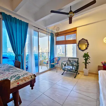 Caribe Hilton View - Piso 7 * Cartagena