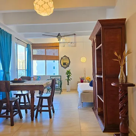 Caribe Hilton View - Piso 7 Apartment *